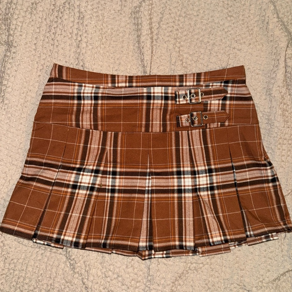 Forever 21 pleated skirt